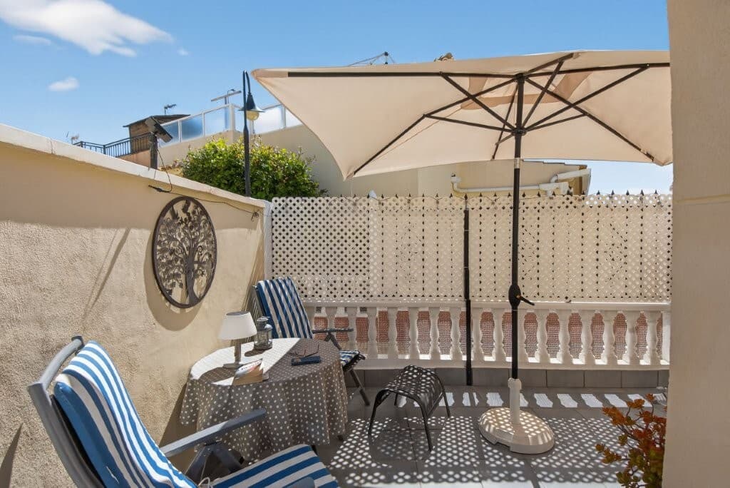 Quad met 3 slaapkamers in Playa Flamenca - 21