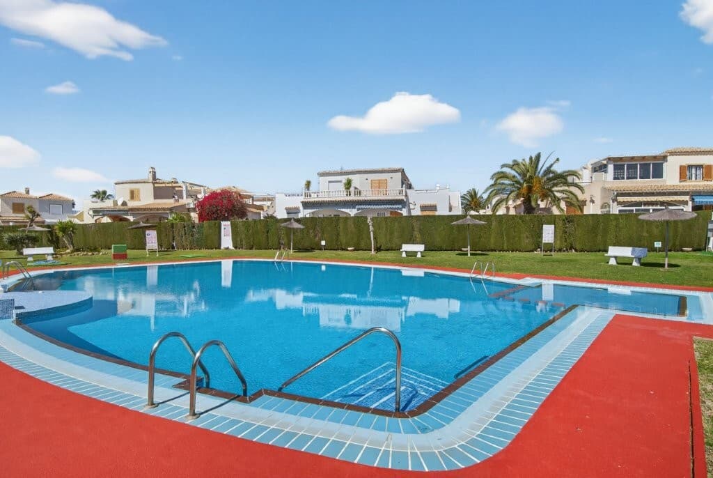 Quad met 3 slaapkamers in Playa Flamenca - 22