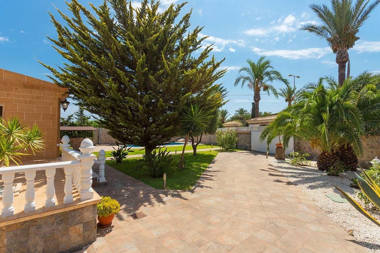 Vrijstaande Villa met 5 slaapkamers in Orihuela Costa - 8