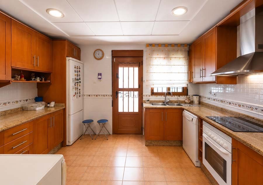 3 bed Semi-Detached House in Orihuela Costa - 8