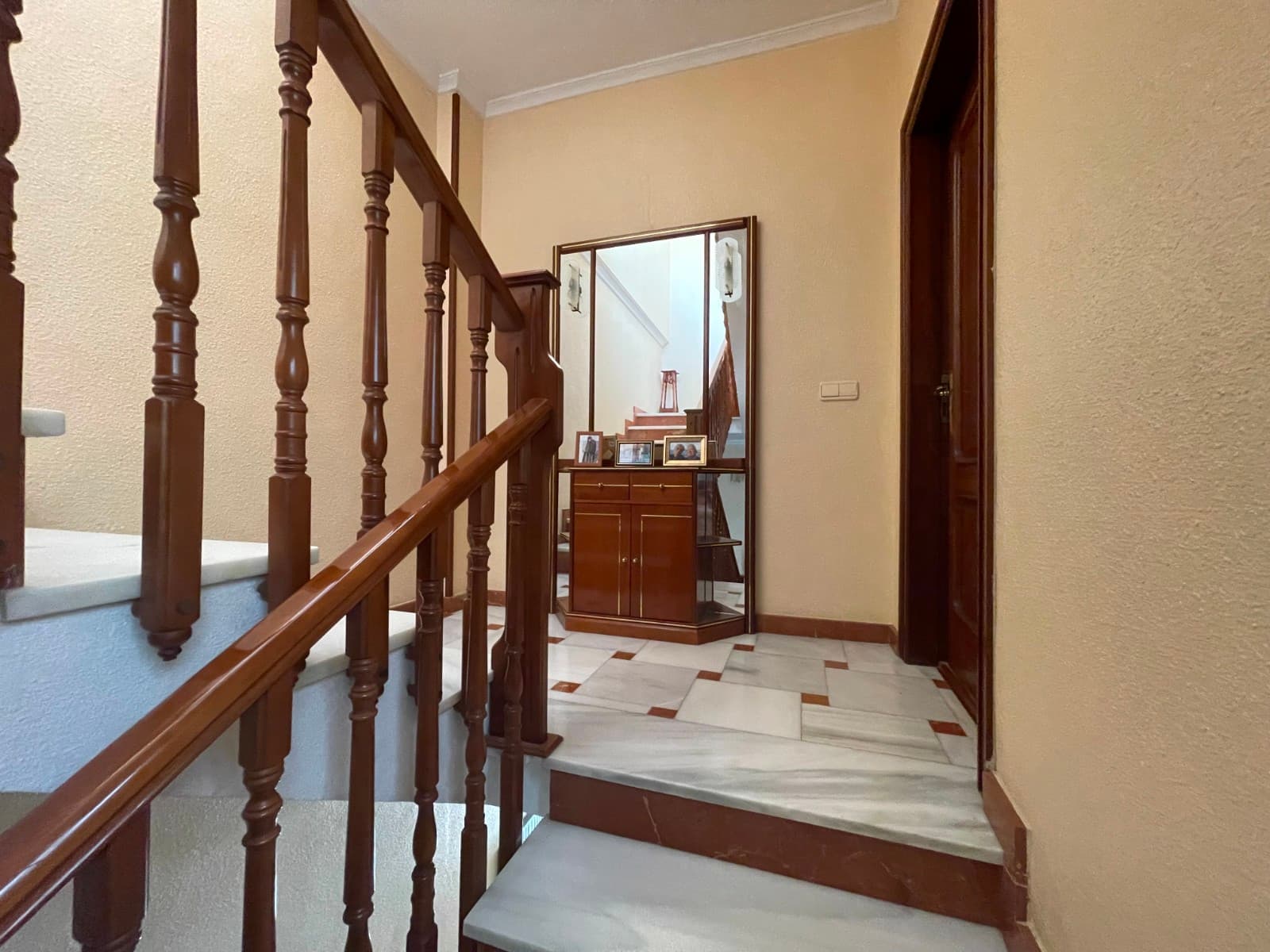 Villa - Chalet de 5 dormitorios en San Miguel de Salinas - 18