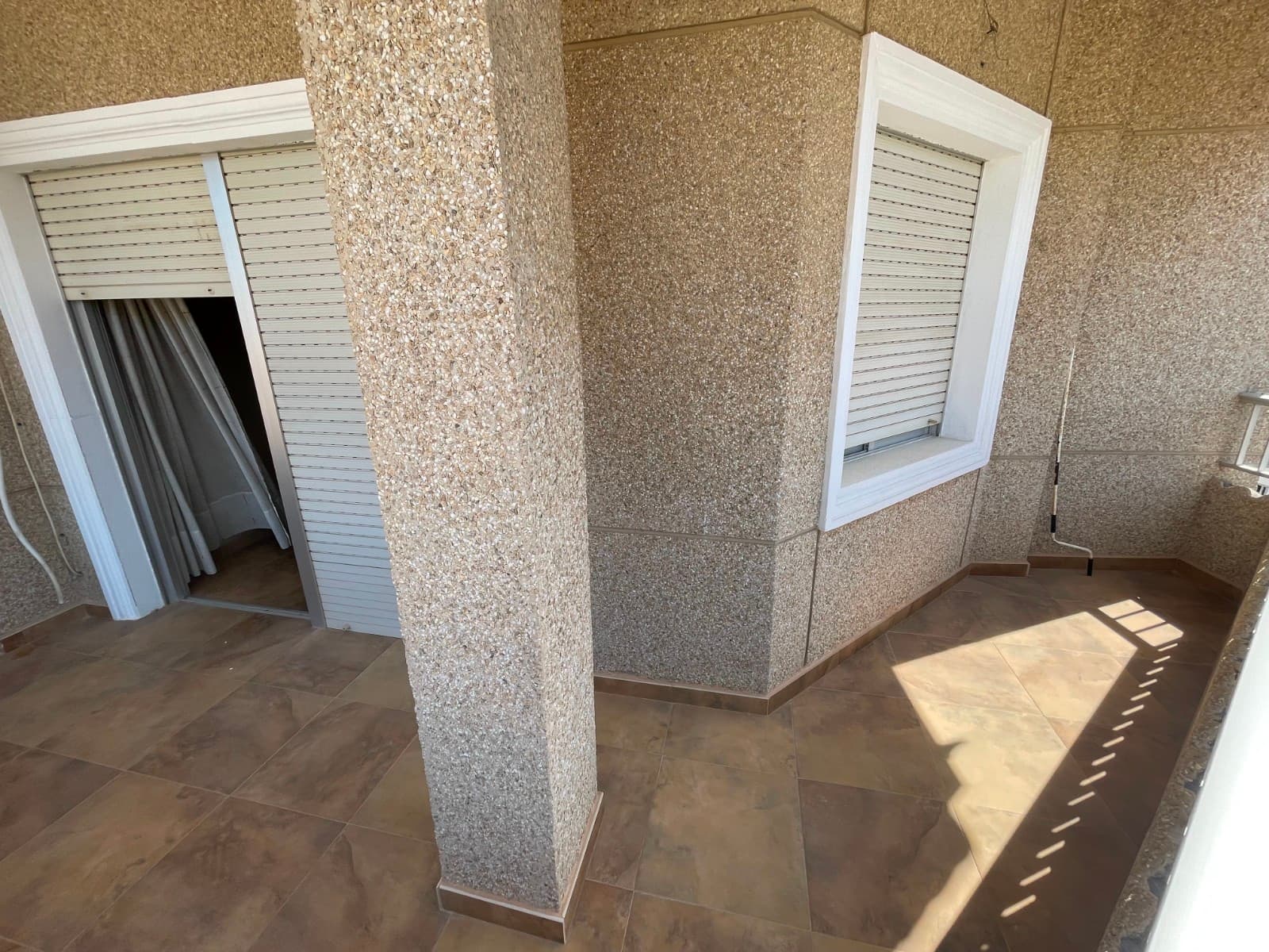Villa - Chalet de 5 dormitorios en San Miguel de Salinas - 26