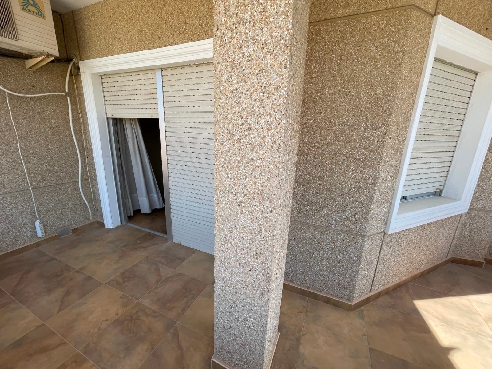 Villa - Chalet de 5 dormitorios en San Miguel de Salinas - 27