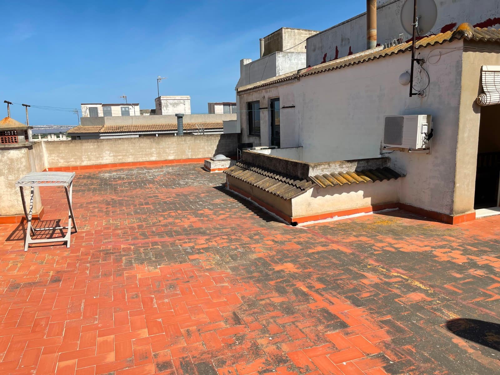 Villa - Chalet de 5 dormitorios en San Miguel de Salinas - 46