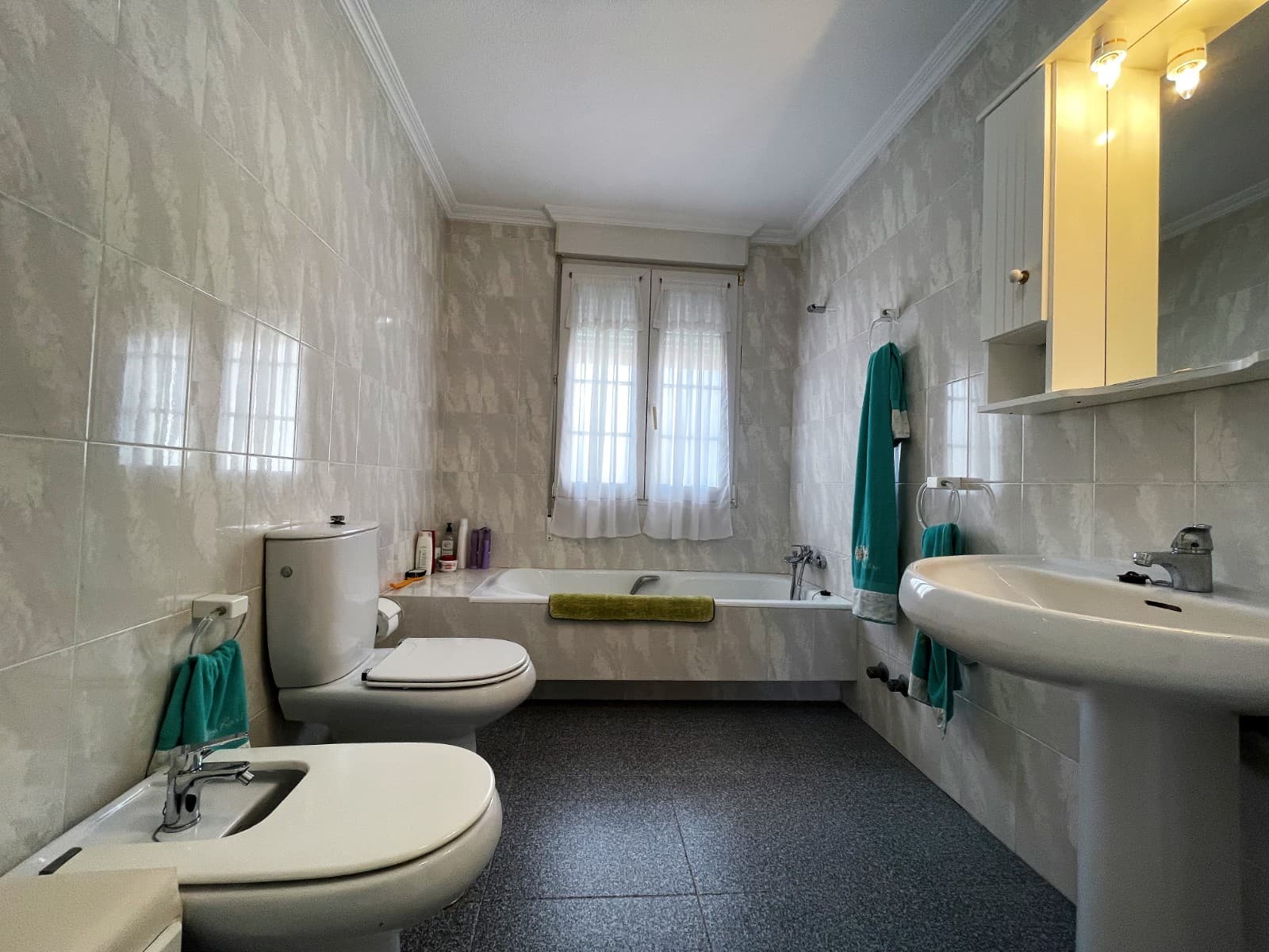 Villa - Chalet de 8 dormitorios en Orihuela Costa - 28