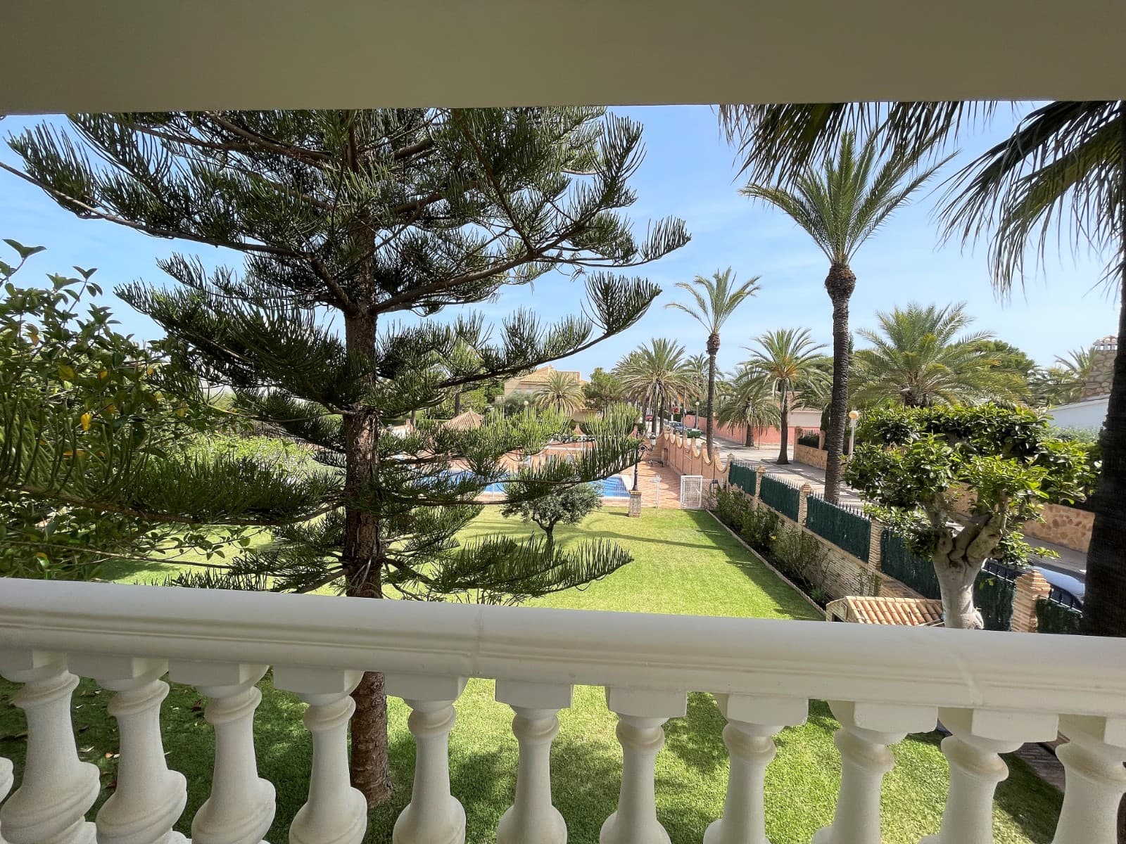 Villa - Chalet de 8 dormitorios en Orihuela Costa - 32