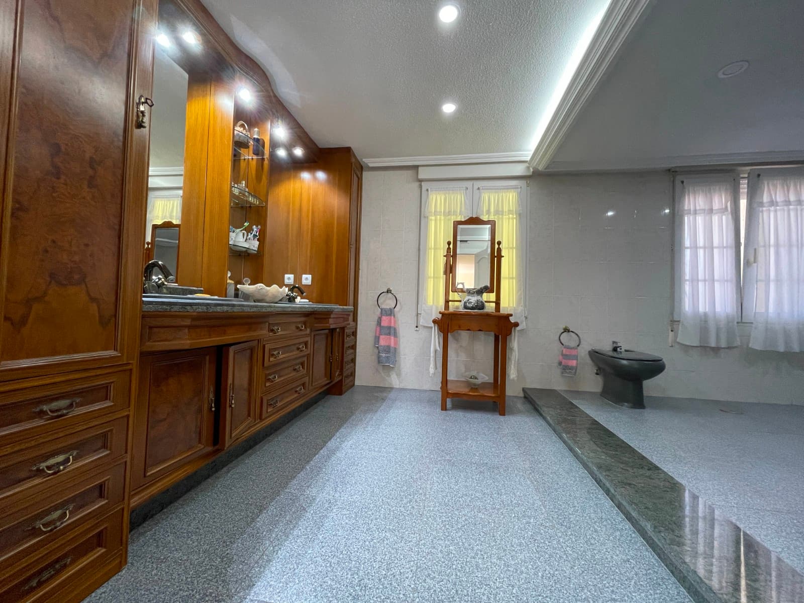 Villa - Chalet de 8 dormitorios en Orihuela Costa - 39