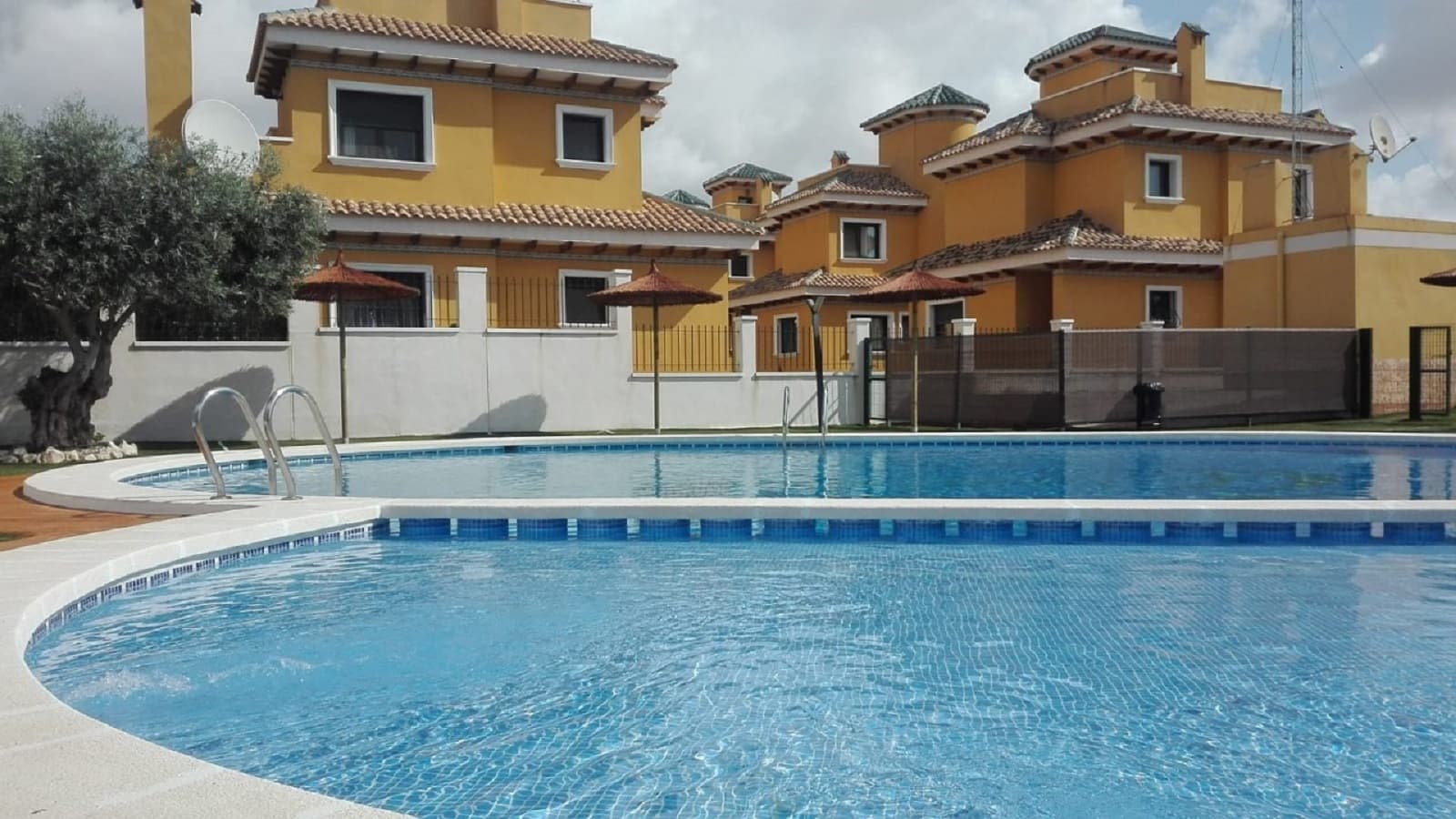 Vrijstaande Villa met 5 slaapkamers in Ciudad Quesada - 32