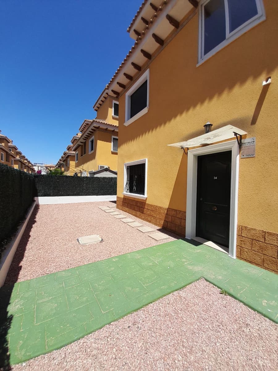 Vrijstaande Villa met 5 slaapkamers in Ciudad Quesada - 25