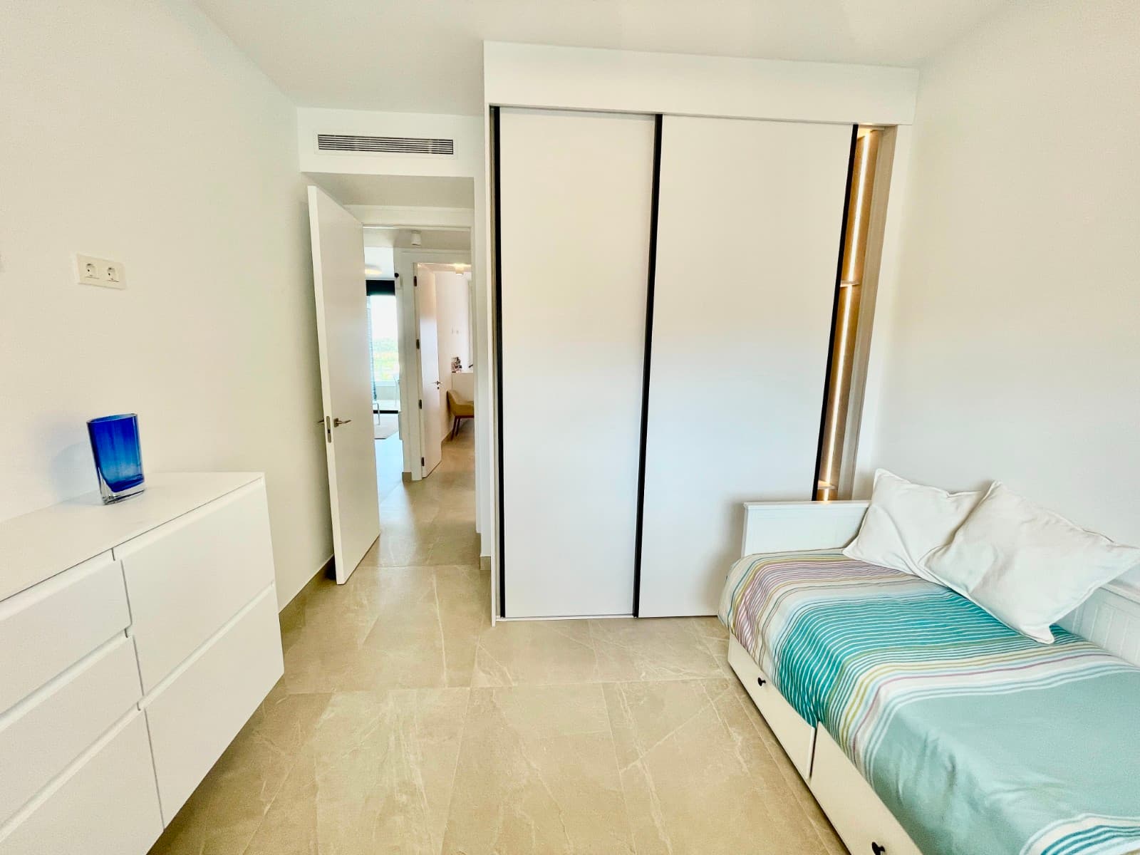 Apartamento Planta Media de 3 dormitorios en Benijofar - 12
