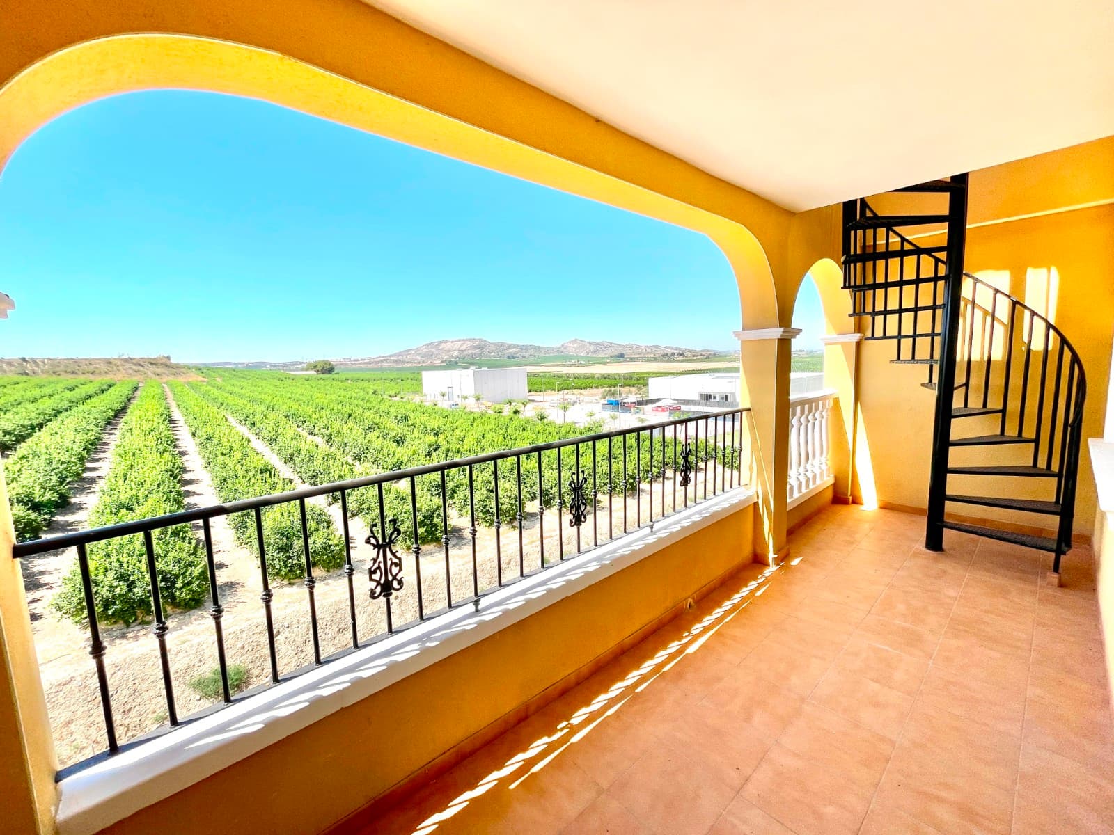 Ático de 2 dormitorios en Algorfa - 2