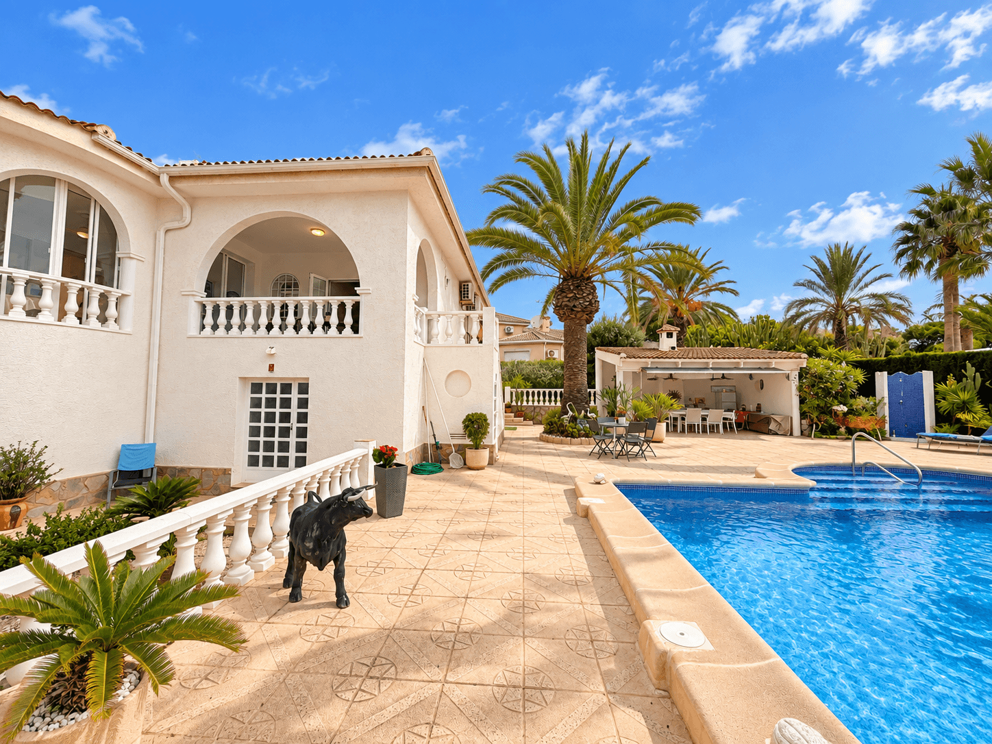 Villa - Chalet de 5 dormitorios en Ciudad Quesada - 4