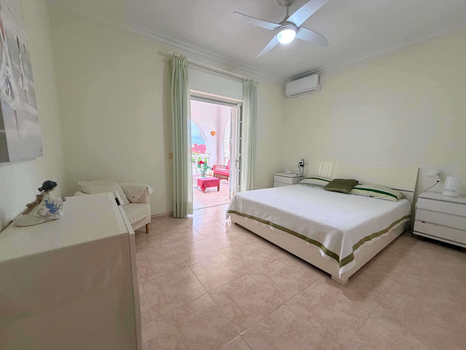 Villa - Chalet de 5 dormitorios en Ciudad Quesada - 8