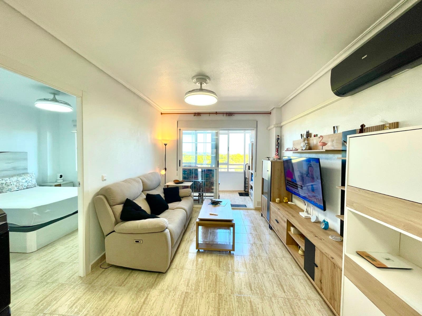 Tussenverdieping Appartement met 3 slaapkamers in La Siesta - 1