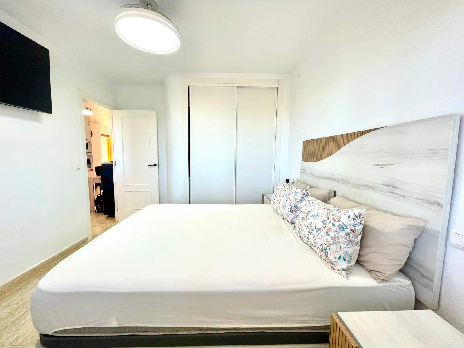 Tussenverdieping Appartement met 3 slaapkamers in La Siesta - 2