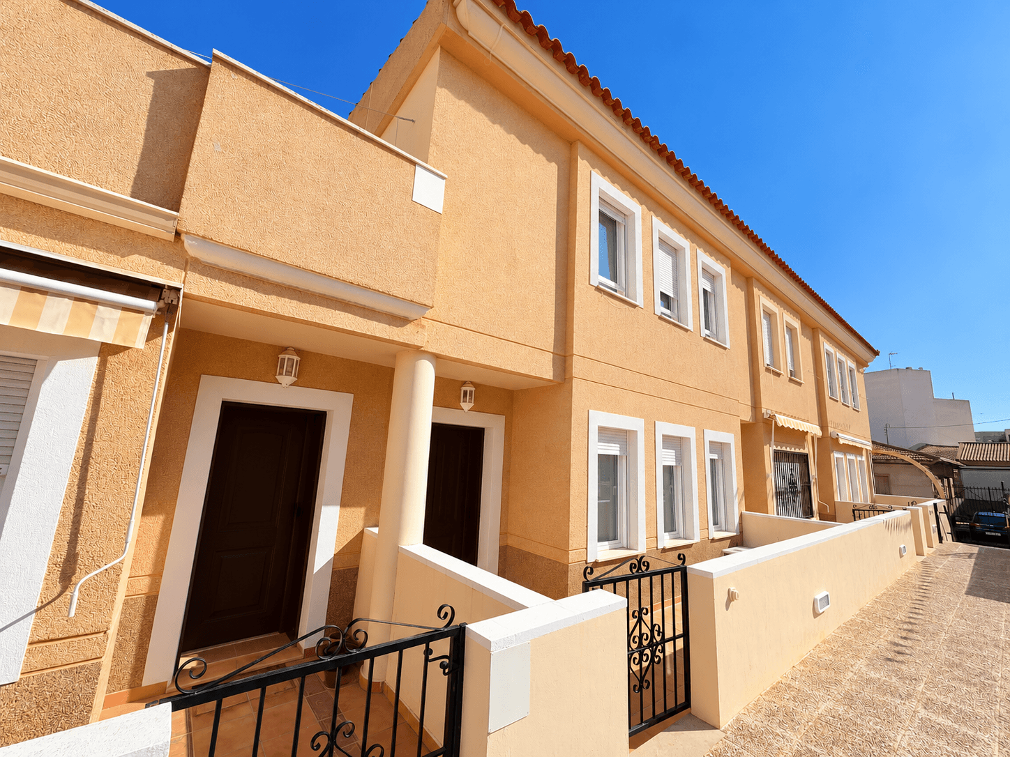 3 bed Townhouse in Daya Nueva - 24