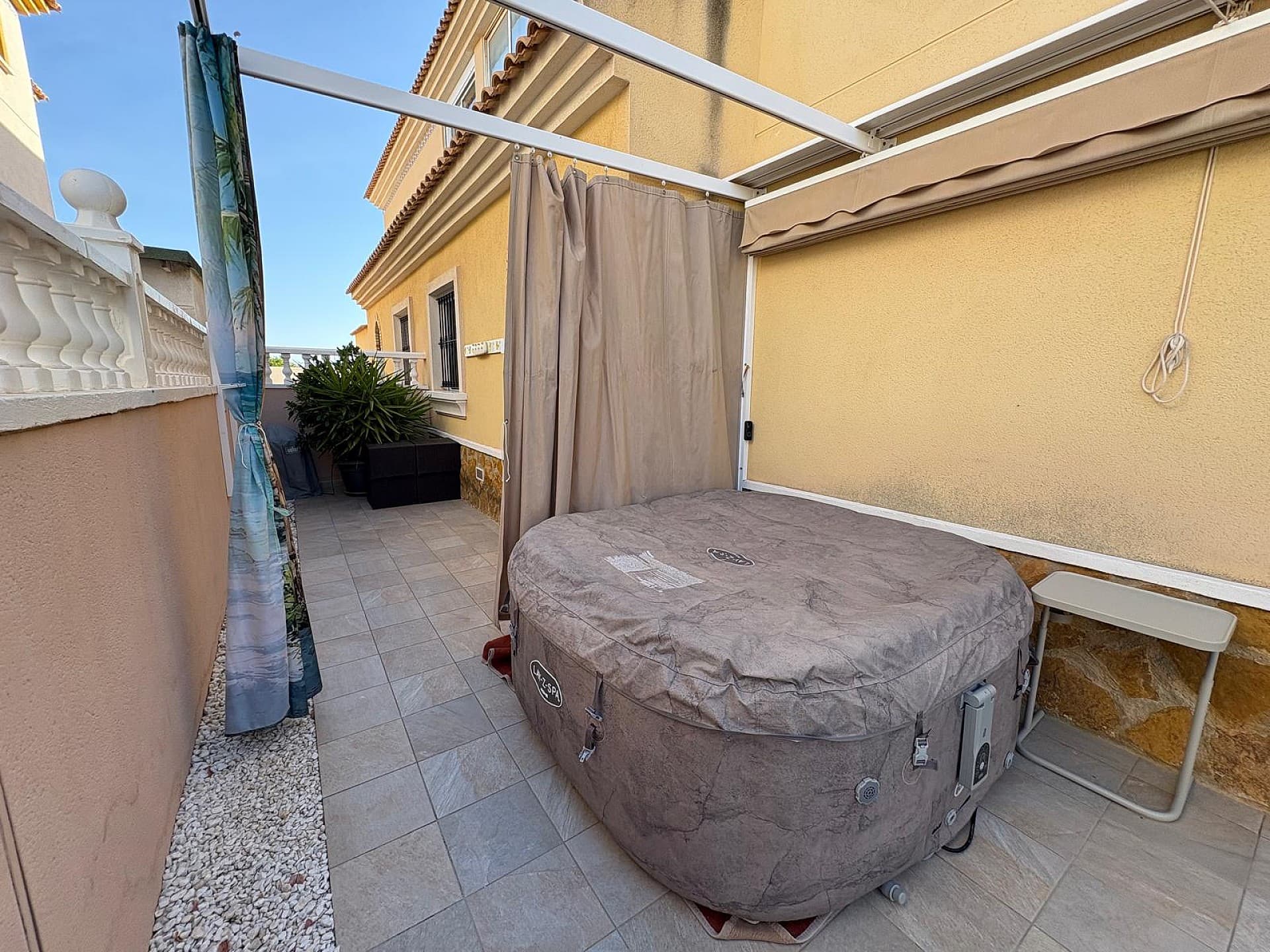 Tussenverdieping Appartement met 2 slaapkamers in Orihuela Costa - 26