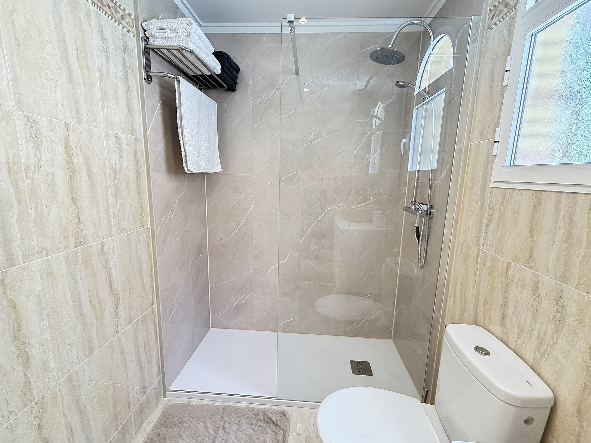 Tussenverdieping Appartement met 2 slaapkamers in Orihuela Costa - 24