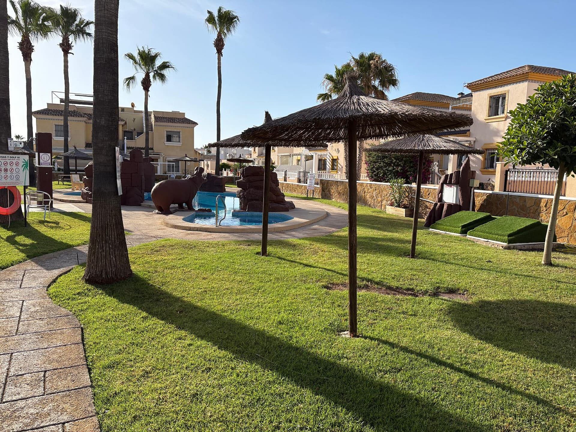 Tussenverdieping Appartement met 2 slaapkamers in Orihuela Costa - 31