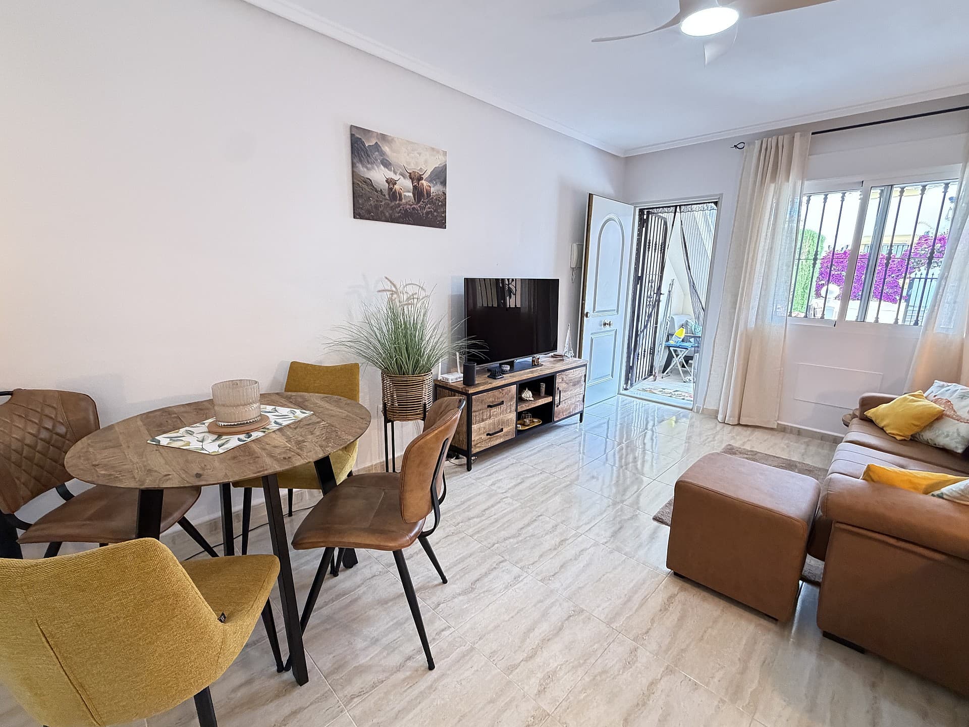 Tussenverdieping Appartement met 2 slaapkamers in Orihuela Costa - 11