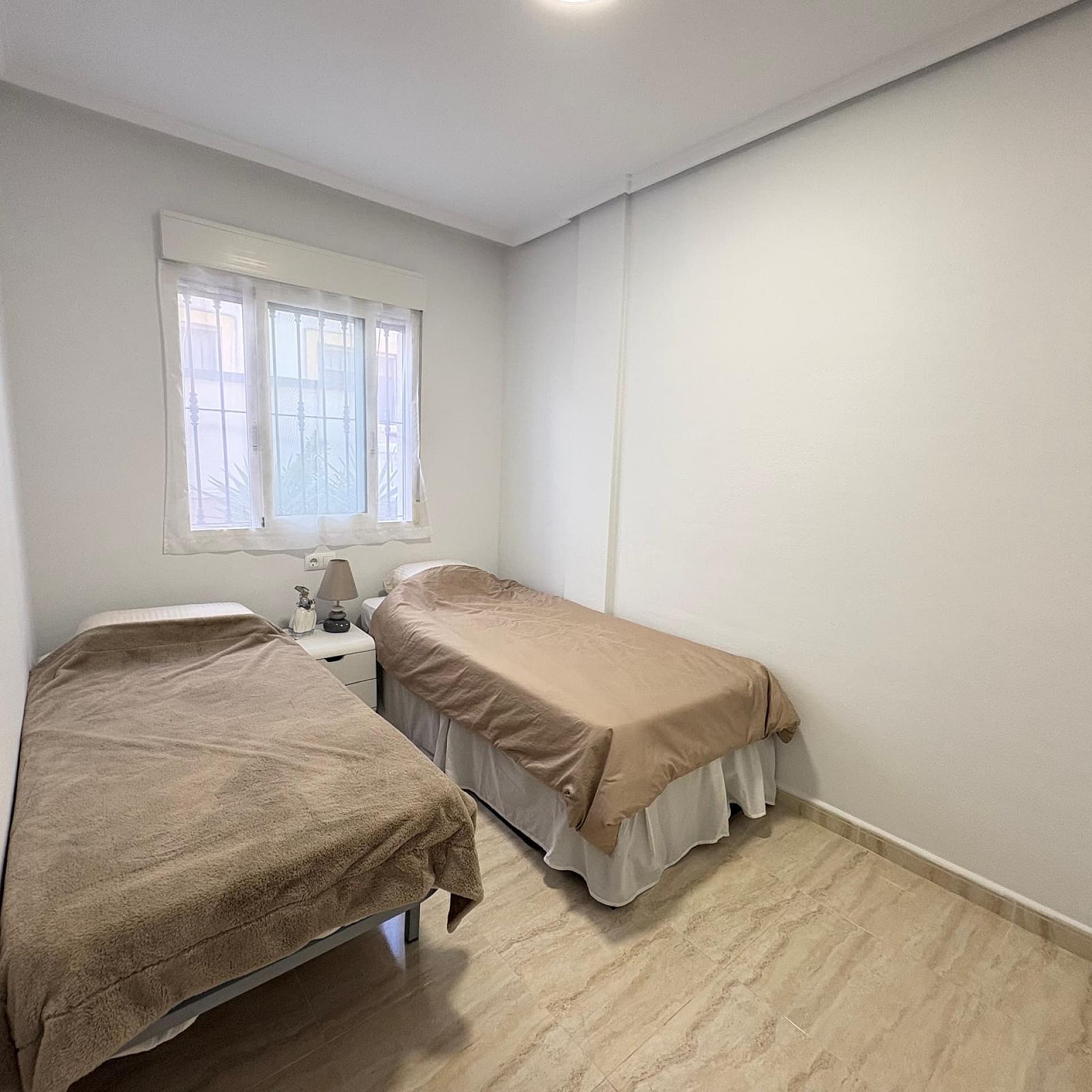 Tussenverdieping Appartement met 2 slaapkamers in Orihuela Costa - 20