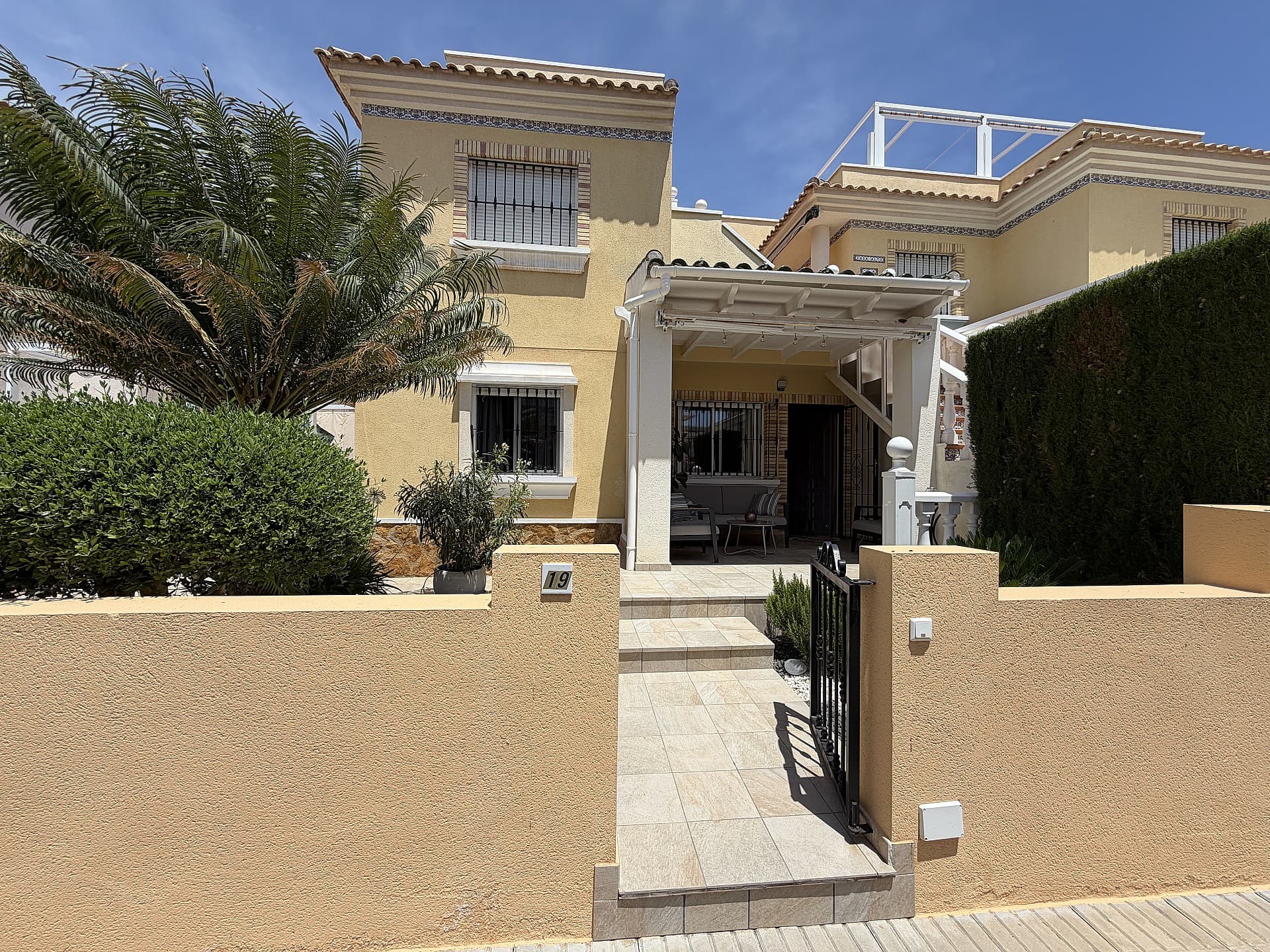 Tussenverdieping Appartement met 2 slaapkamers in Orihuela Costa - 1