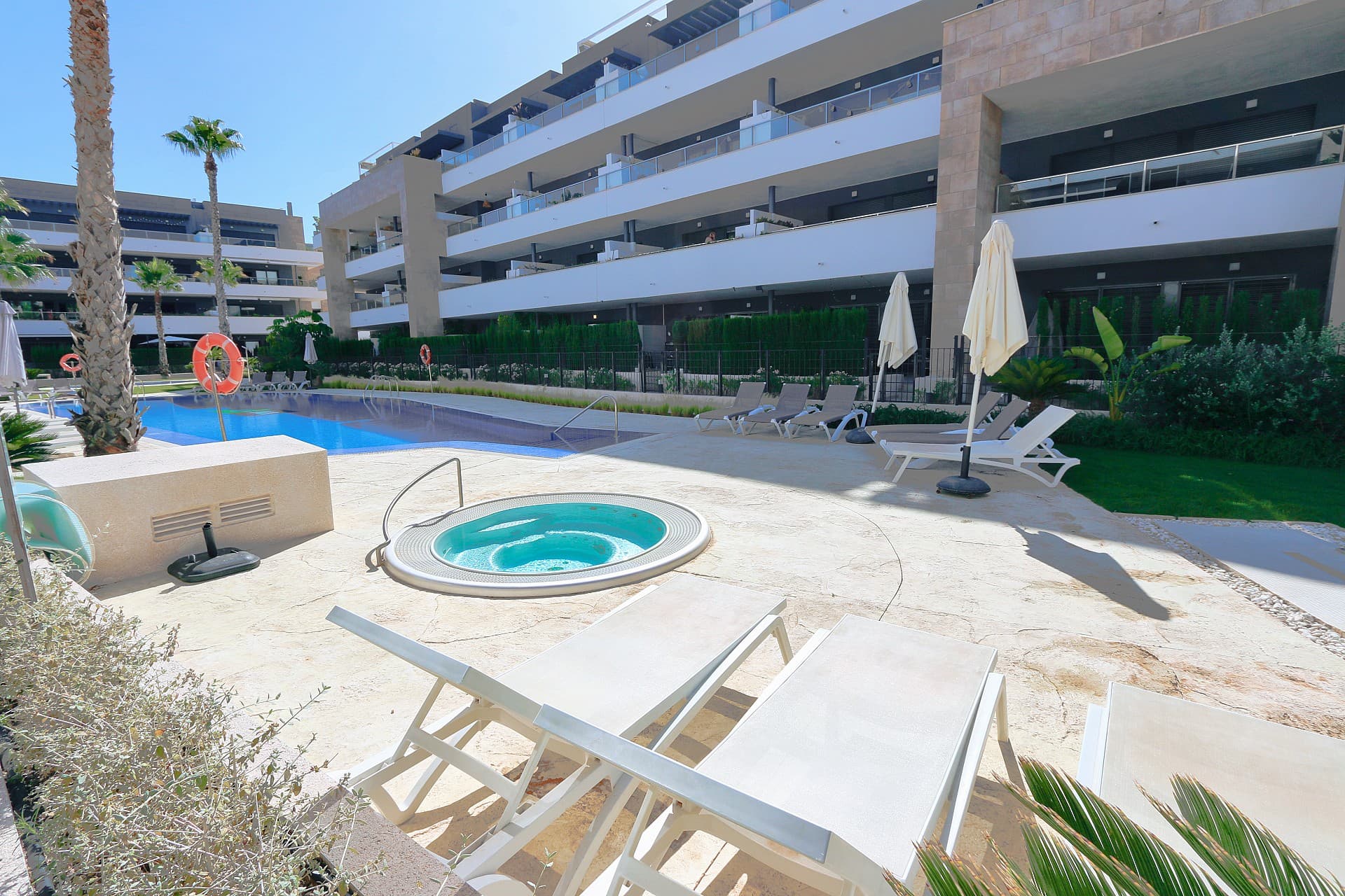 Tussenverdieping Appartement met 2 slaapkamers in Playa Flamenca - 29
