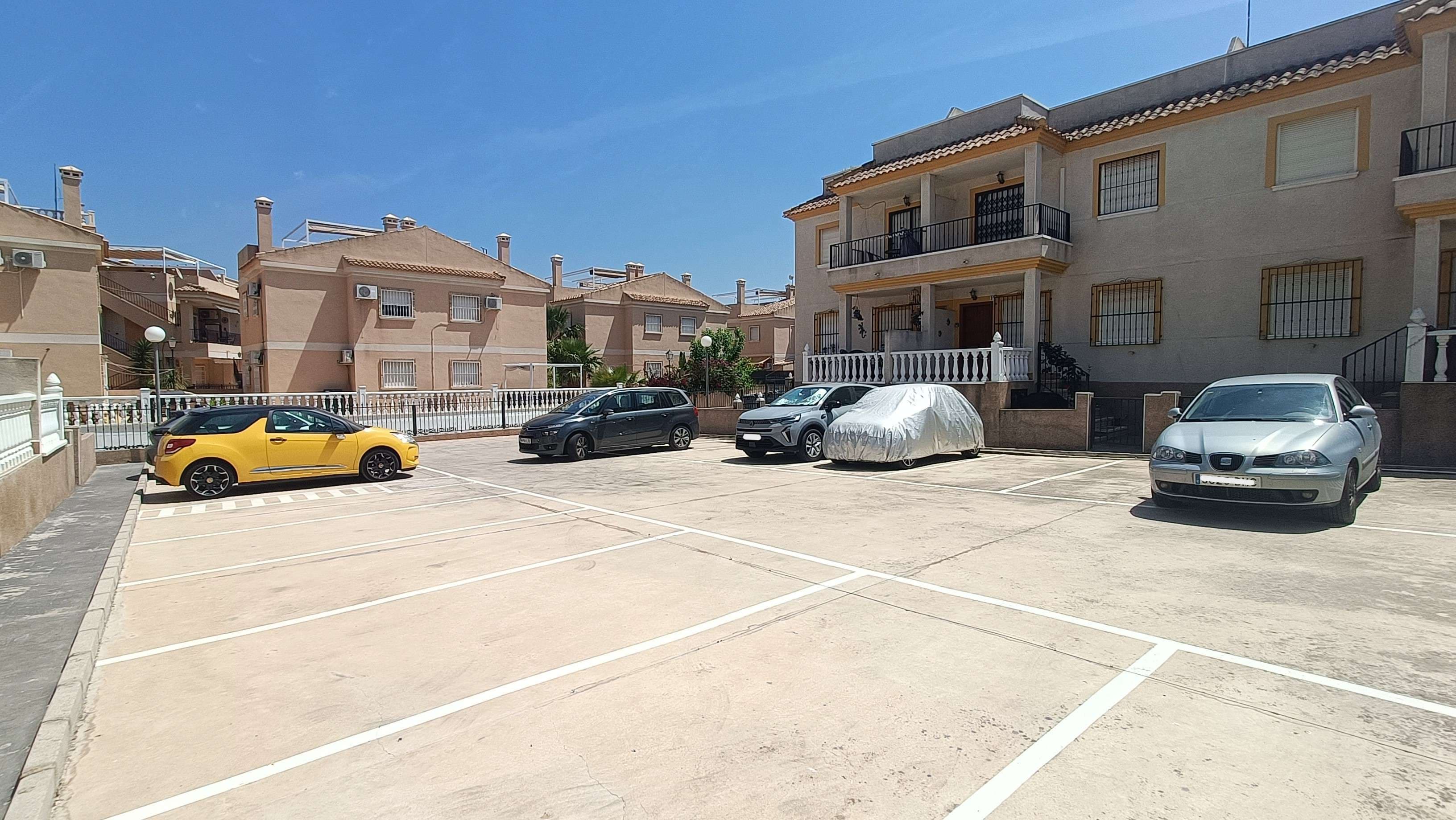 Apartamento Planta Media de 2 dormitorios en Algorfa - 24