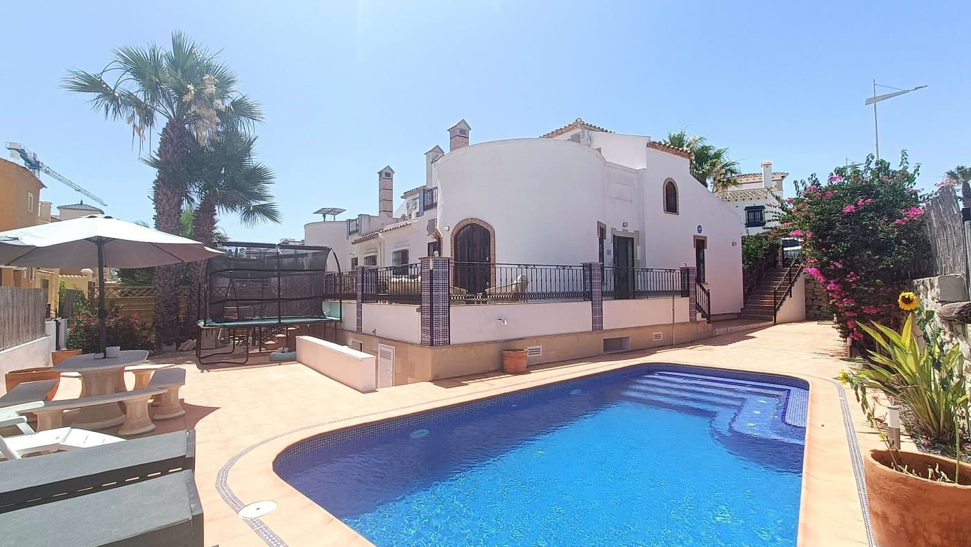3 bed Semi-Detached House in Algorfa - 1
