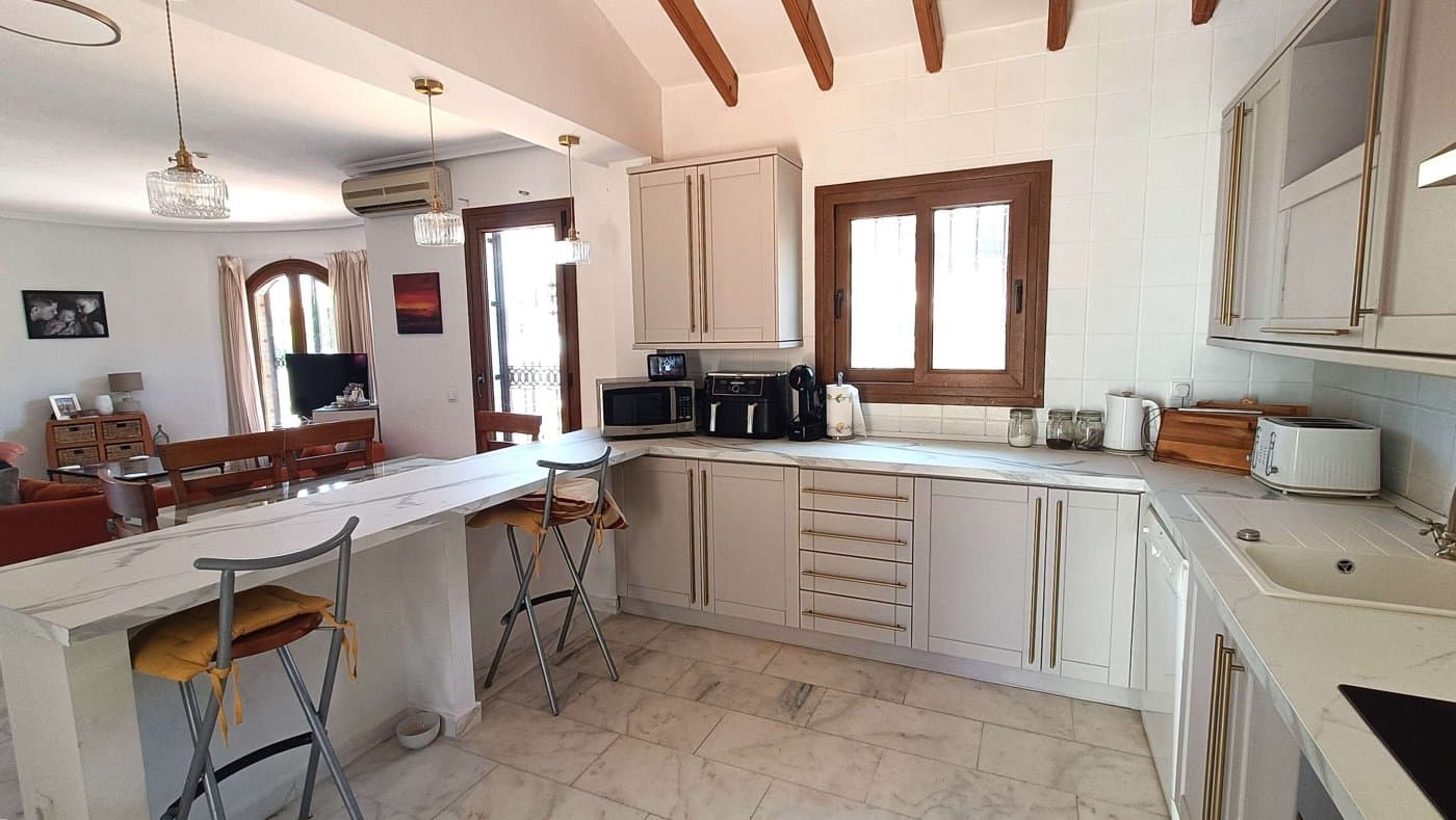 3 bed Semi-Detached House in Algorfa - 9