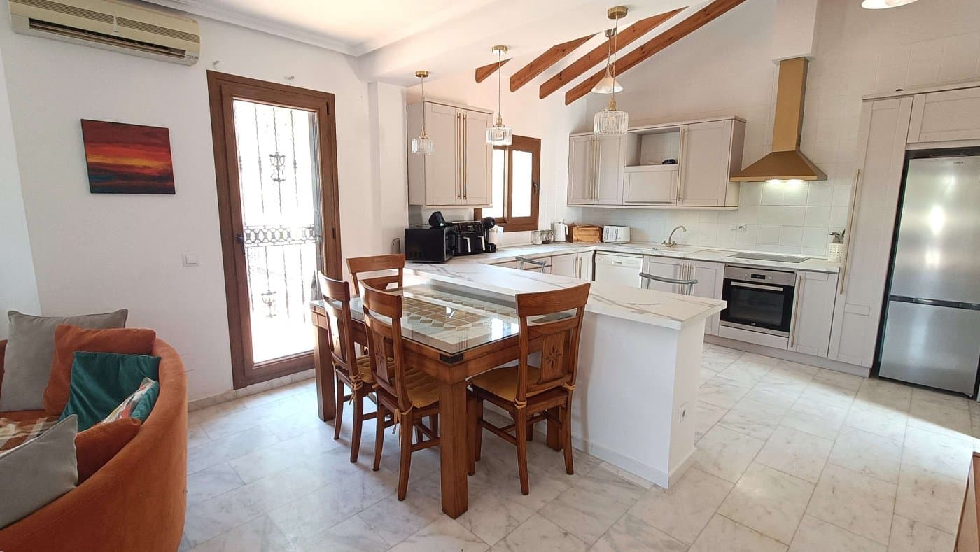 3 bed Semi-Detached House in Algorfa - 7