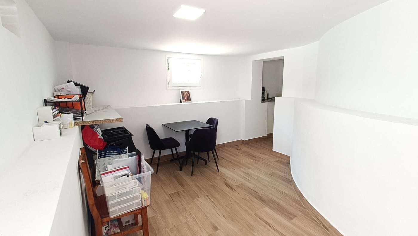 3 bed Semi-Detached House in Algorfa - 32