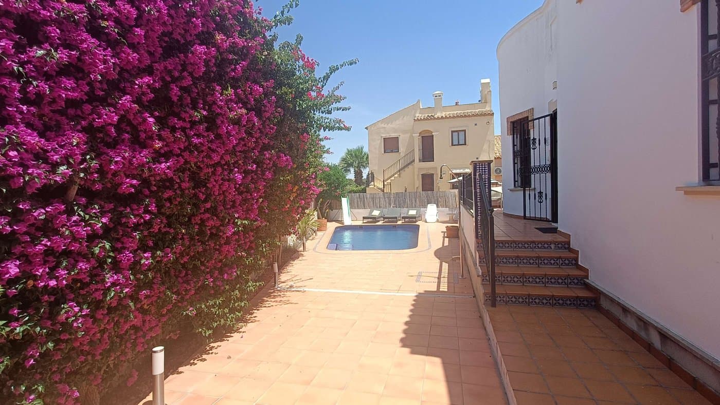 3 bed Semi-Detached House in Algorfa - 39