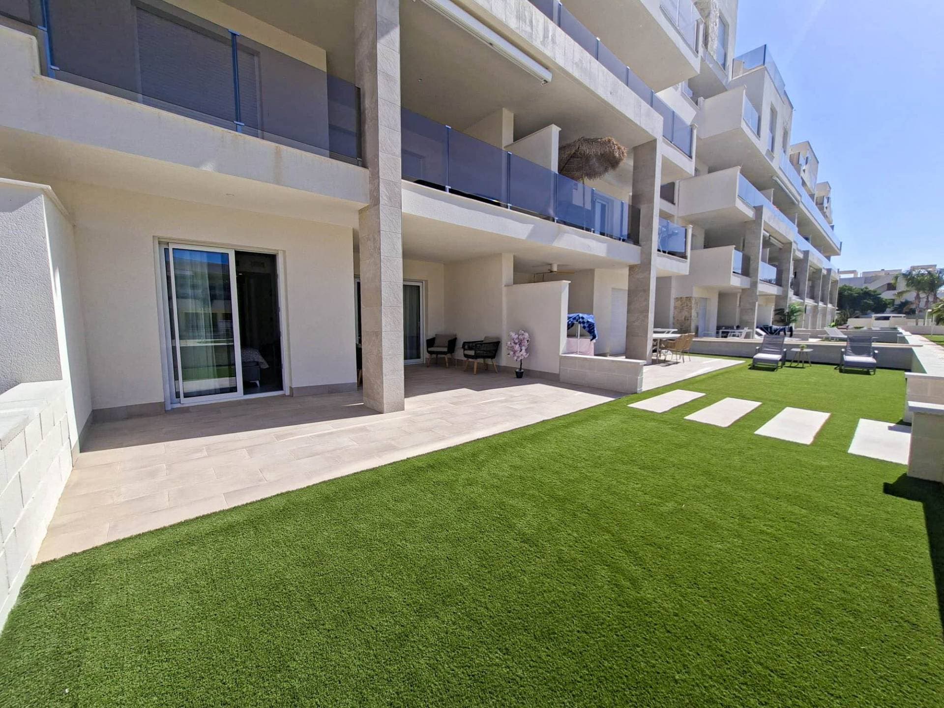 Apartamento Planta Media de 2 dormitorios en Guardamar del Segura