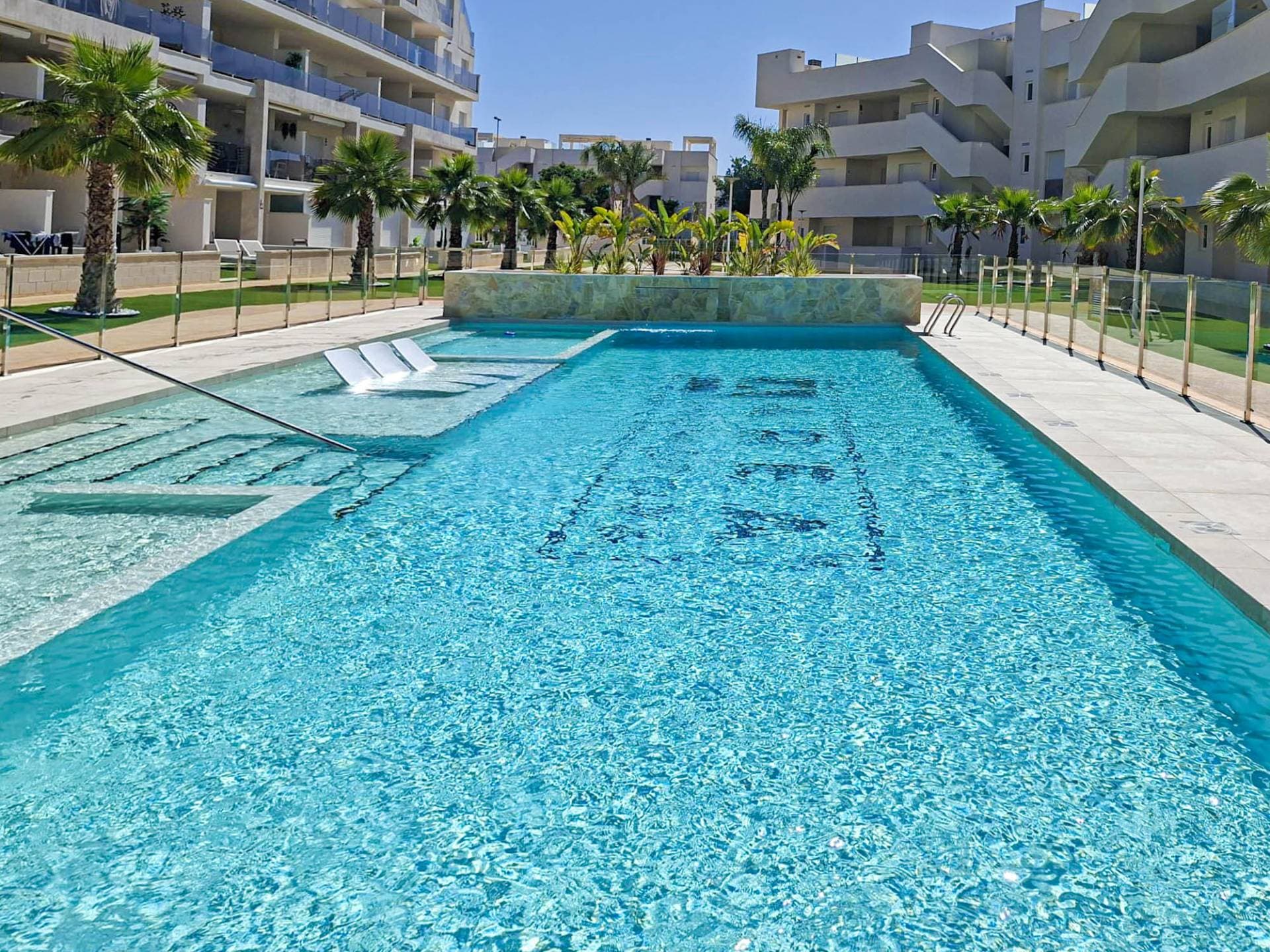 Apartamento Planta Media de 2 dormitorios en Guardamar del Segura