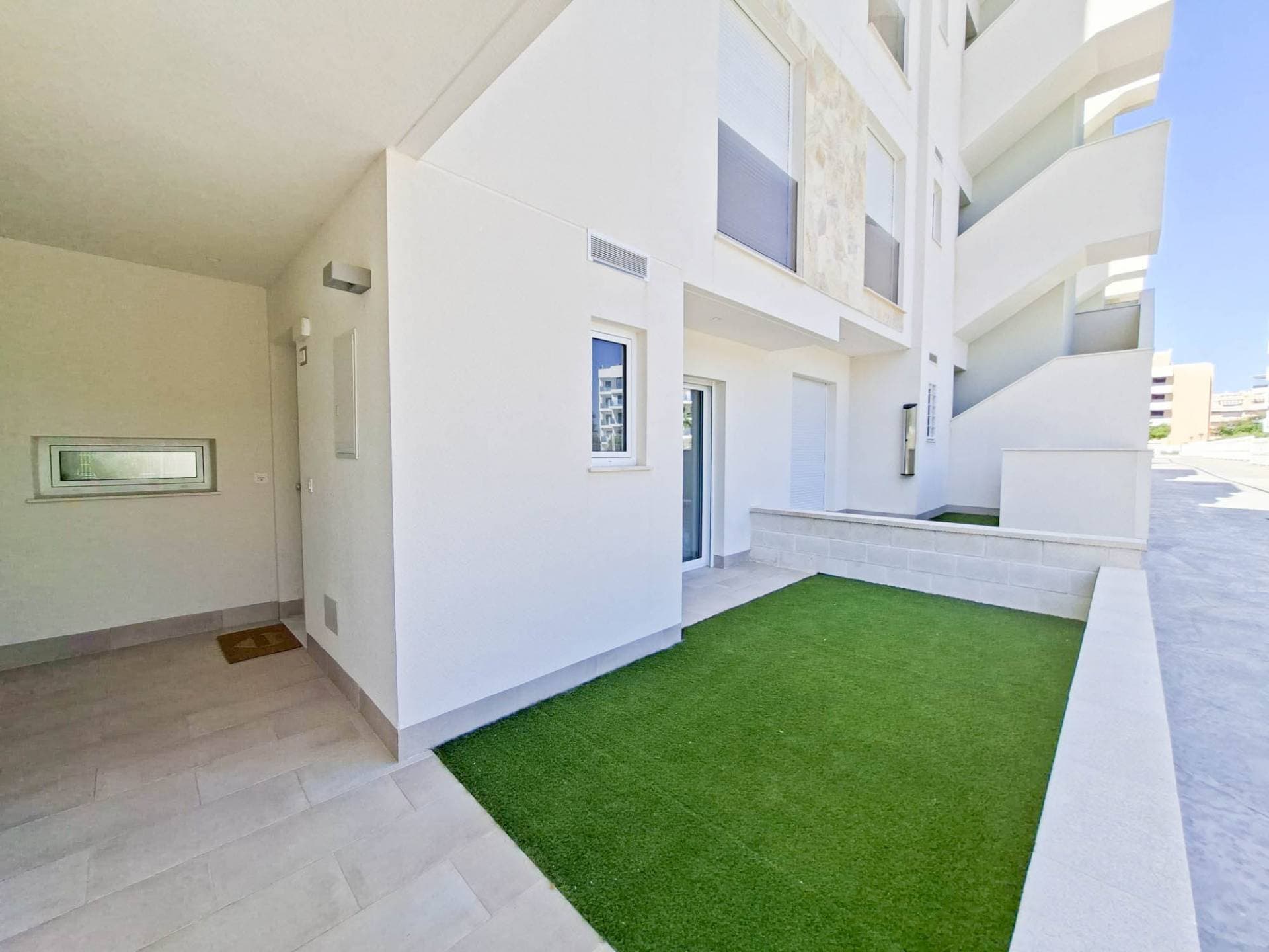 Apartamento Planta Media de 2 dormitorios en Guardamar del Segura
