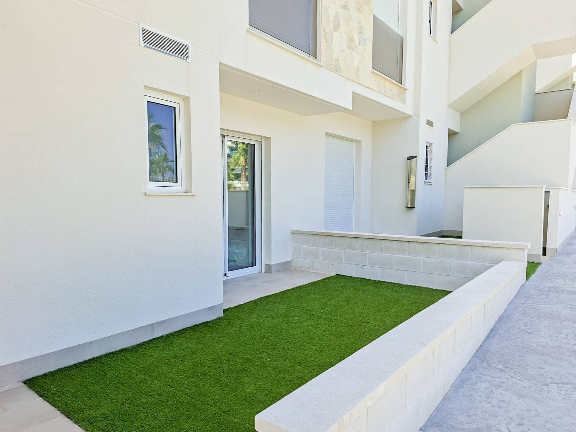 Apartamento Planta Media de 2 dormitorios en Guardamar del Segura