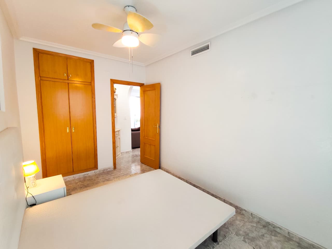 Apartamento Planta Media de 2 dormitorios en Guardamar del Segura