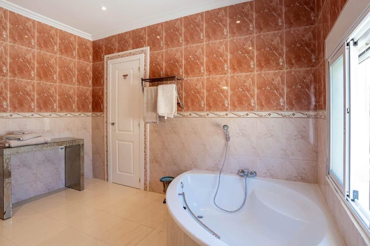 4 bed Detached Villa in San Miguel de Salinas