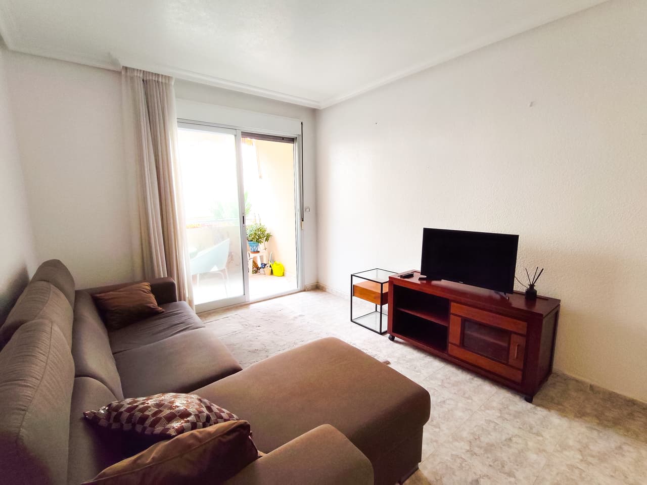 Apartamento Planta Media de 2 dormitorios en Guardamar del Segura