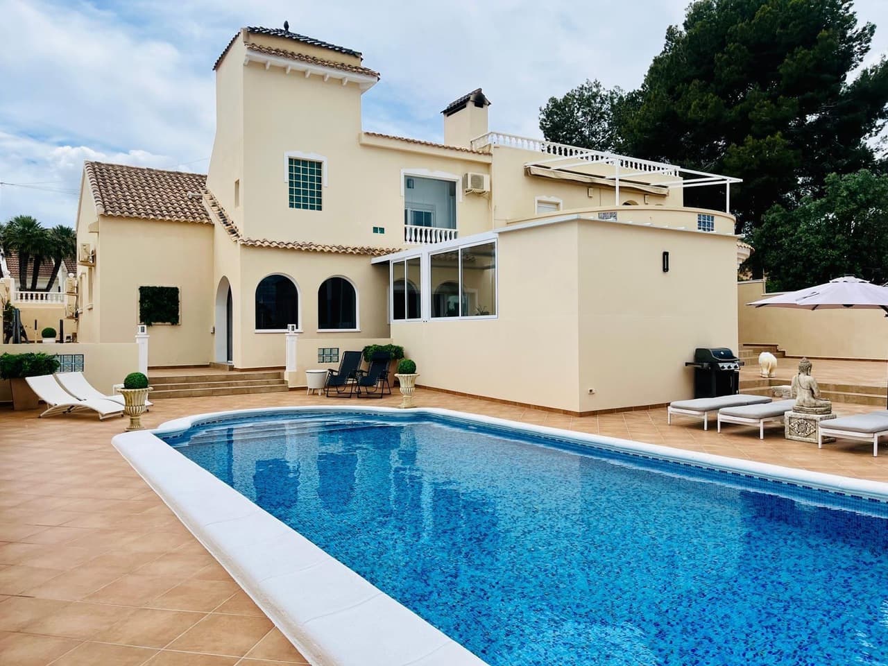4 bed Detached Villa in San Miguel de Salinas