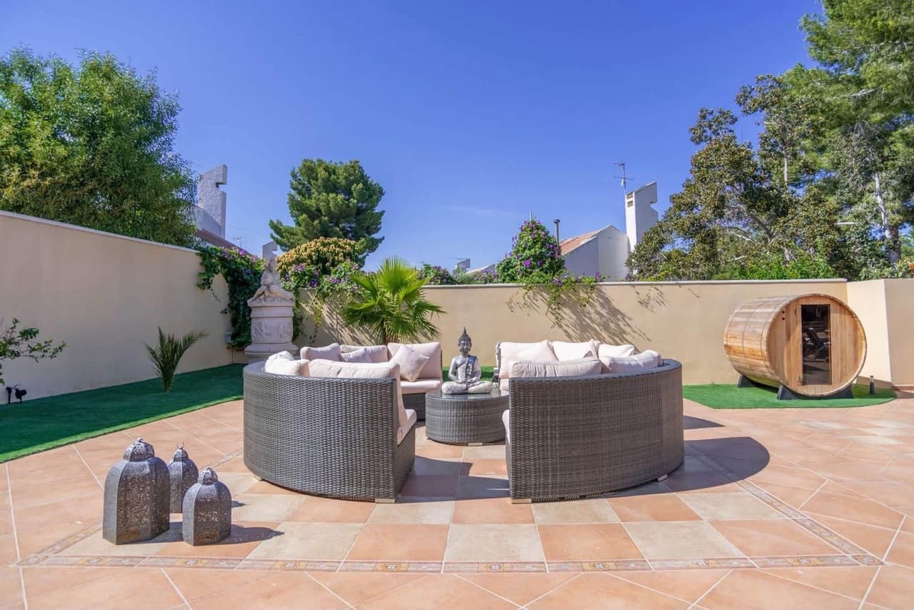 4 bed Detached Villa in San Miguel de Salinas