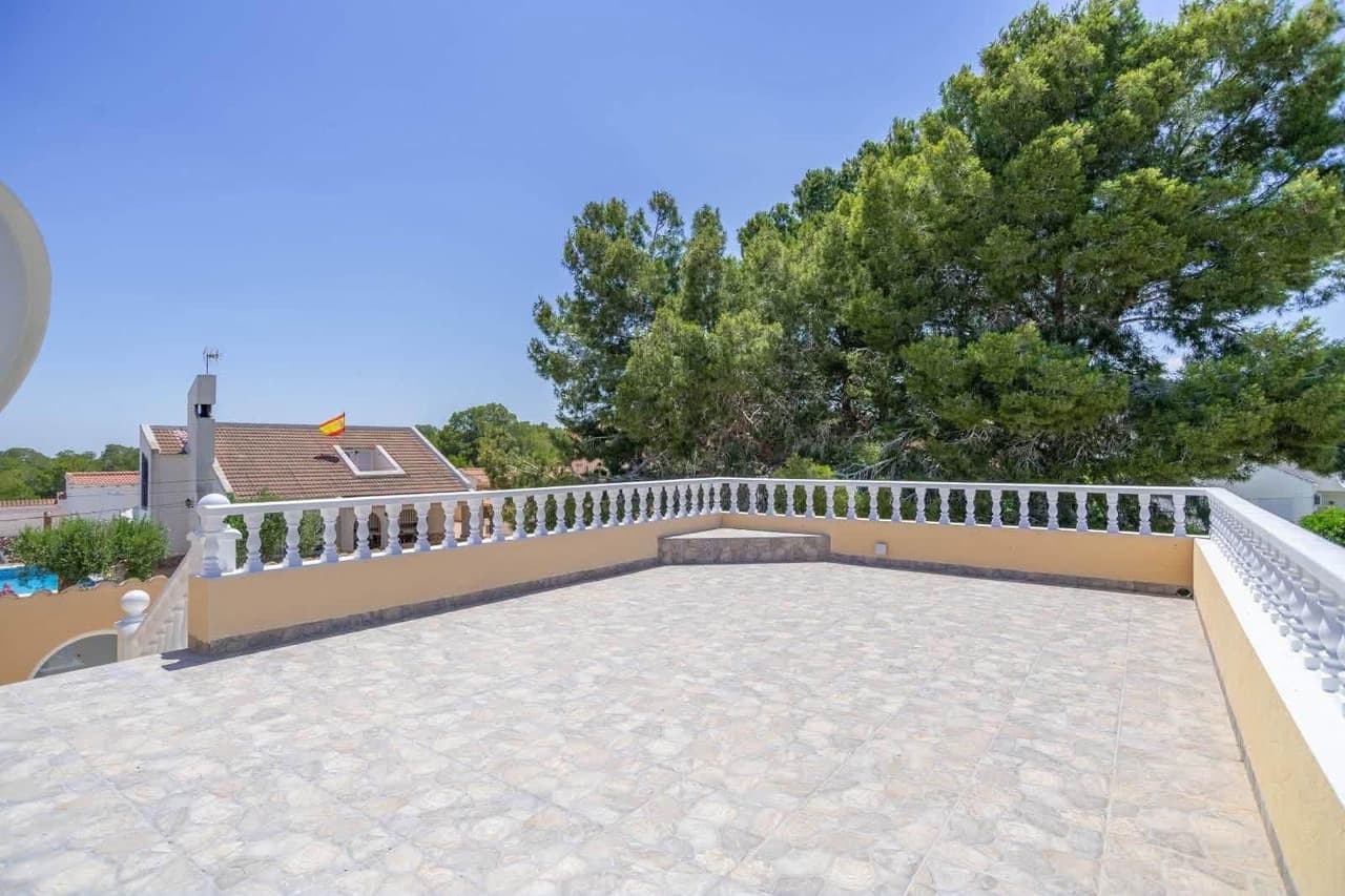 4 bed Detached Villa in San Miguel de Salinas