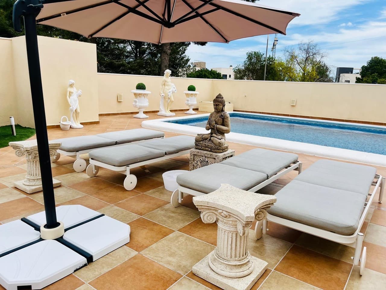 4 bed Detached Villa in San Miguel de Salinas