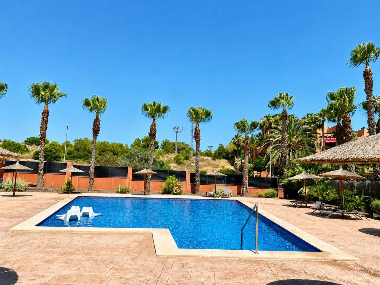Apartamento Planta Media de 2 dormitorios en Villamartin