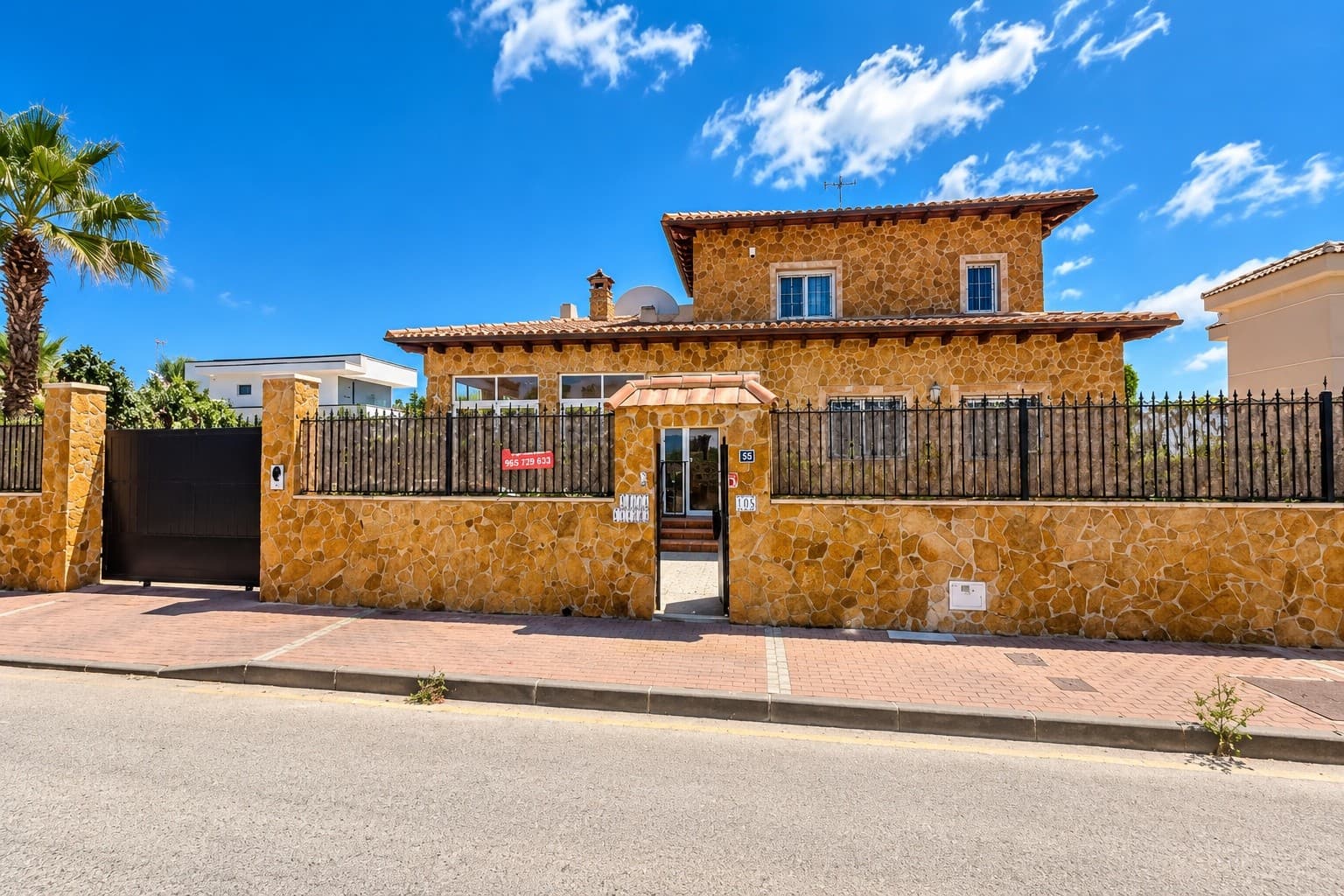 6 bed Detached Villa in San Fulgencio