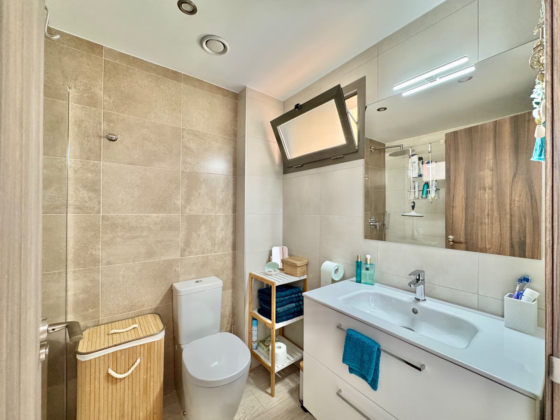 2 bed Middle Floor Apartment in Orihuela