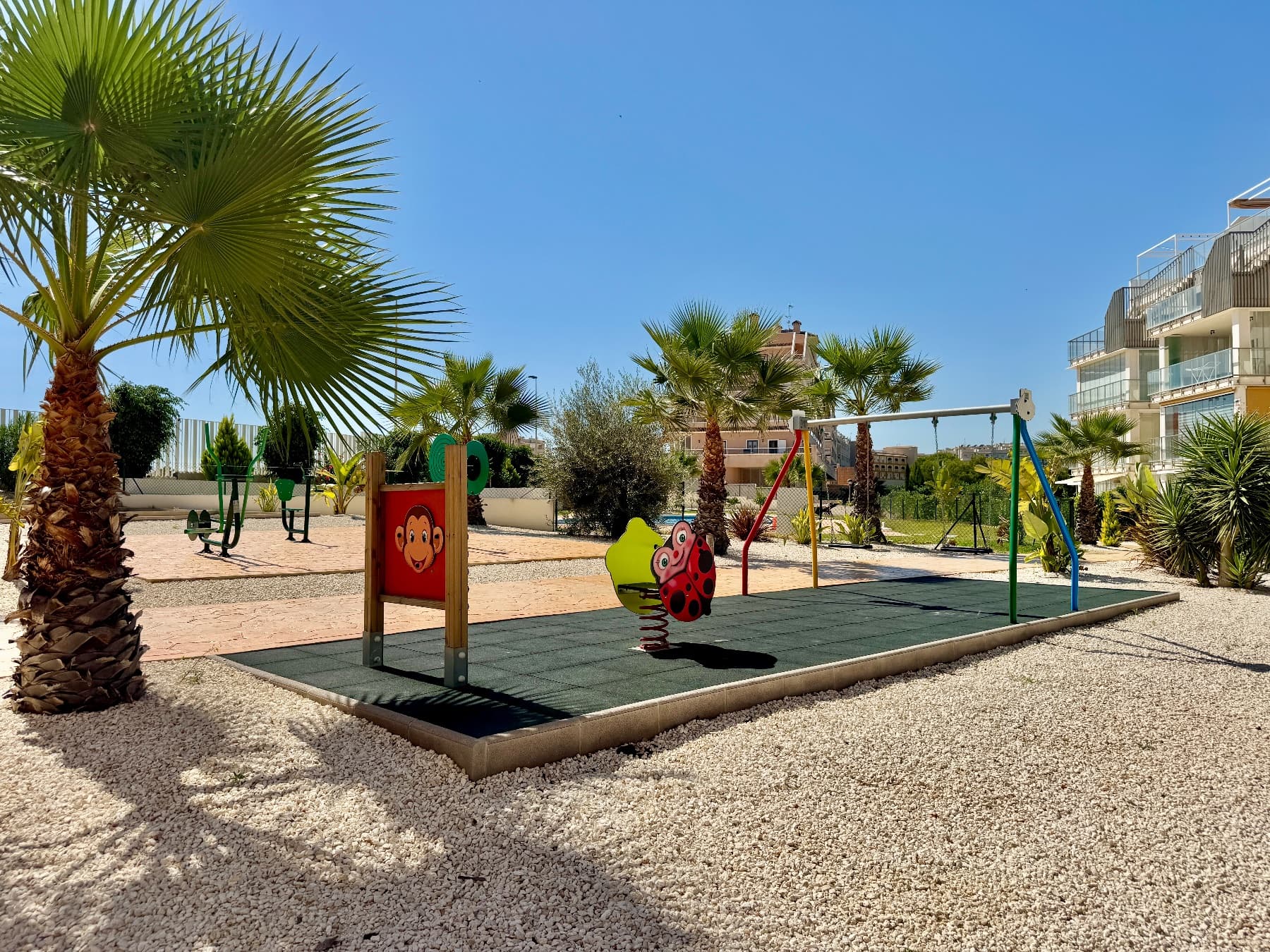2 bed Middle Floor Apartment in Orihuela