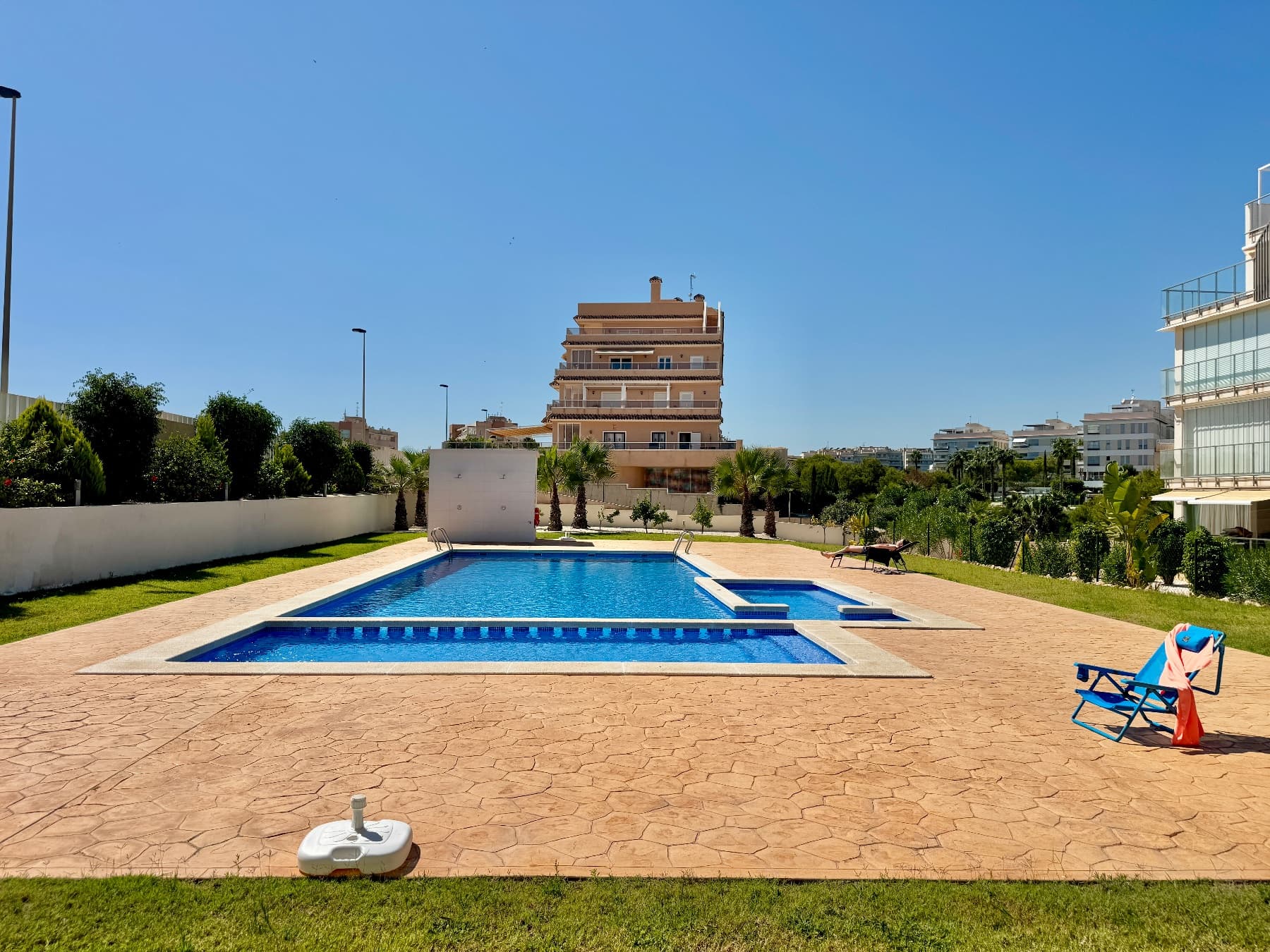 2 bed Middle Floor Apartment in Orihuela