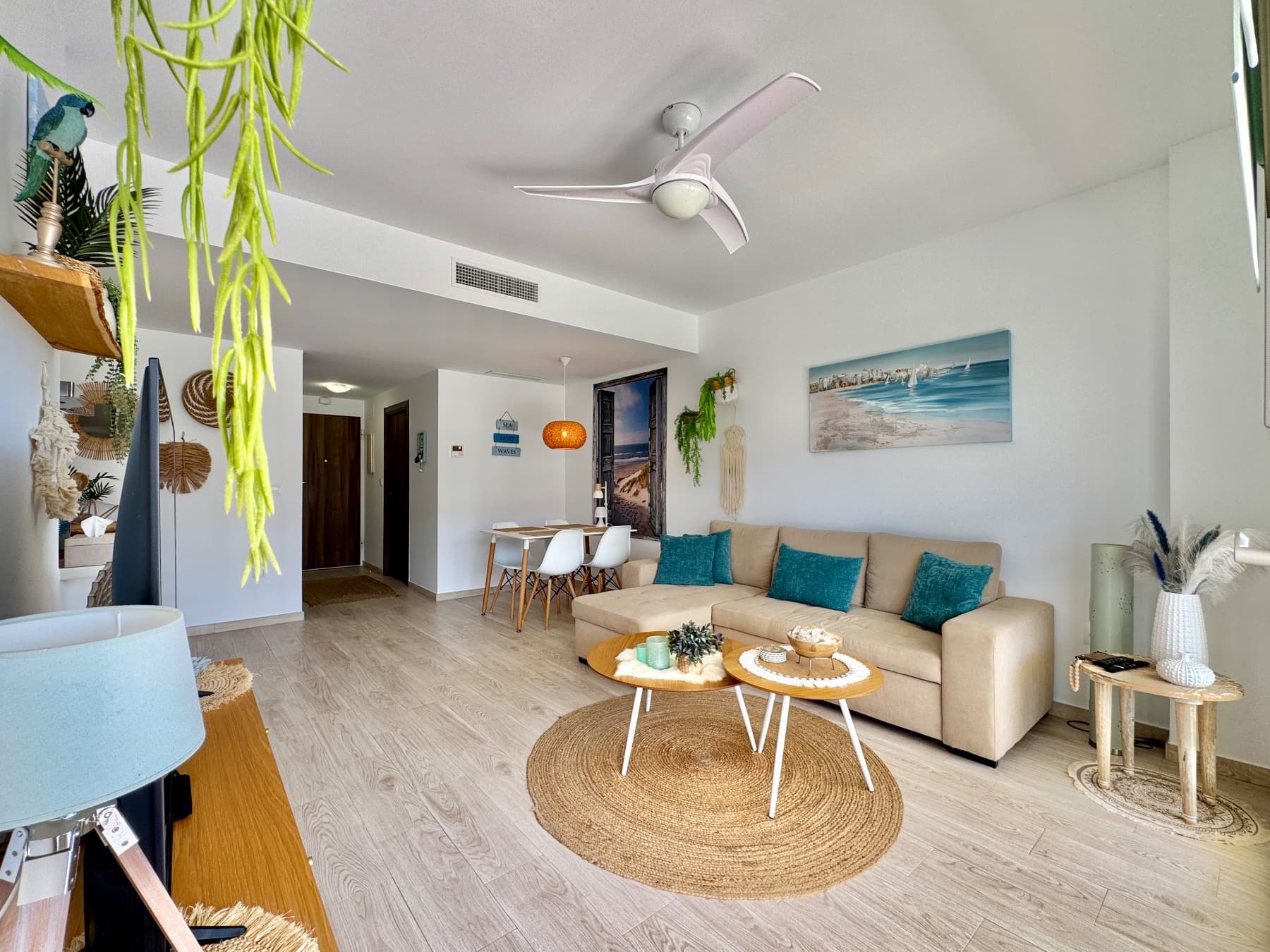 2 bed Middle Floor Apartment in Orihuela